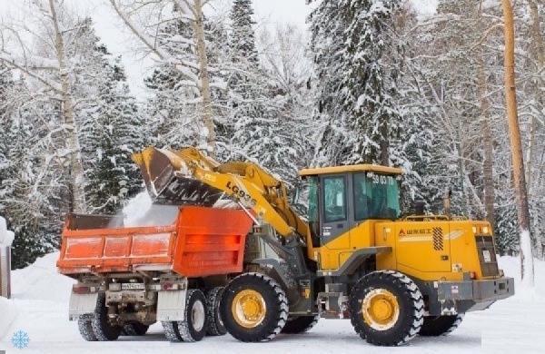 Уборка и вывоз снега у метро Баррикадная — фото 2
